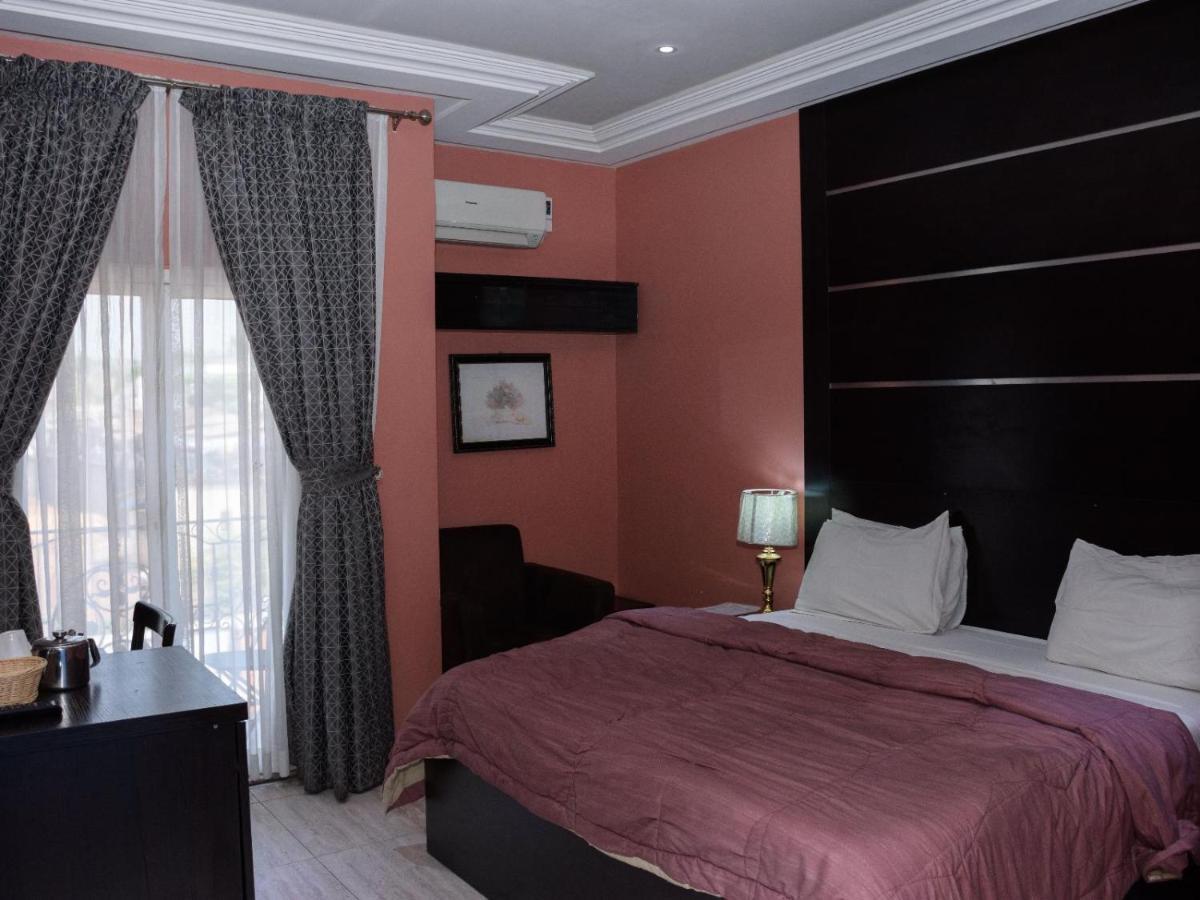 Hard Break Hotel Enugu Zewnętrze zdjęcie